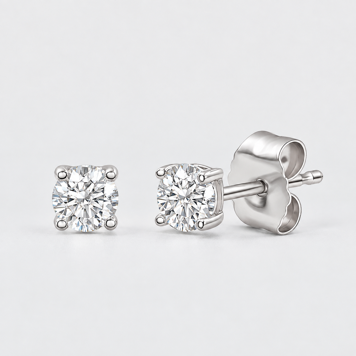 Love 1/4-Carat Diamond Stud Earrings
